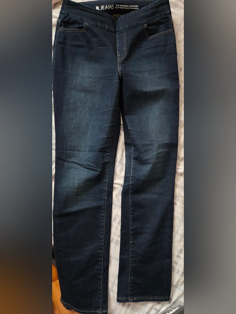 Classic Dark Wash Women's Jeans - Navy Blue